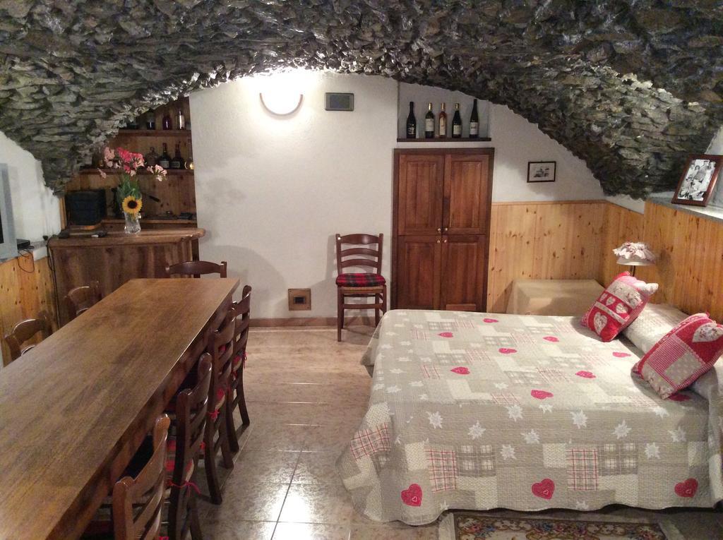 B&B La Vieille Meison De Pappa Sarre Bilik gambar