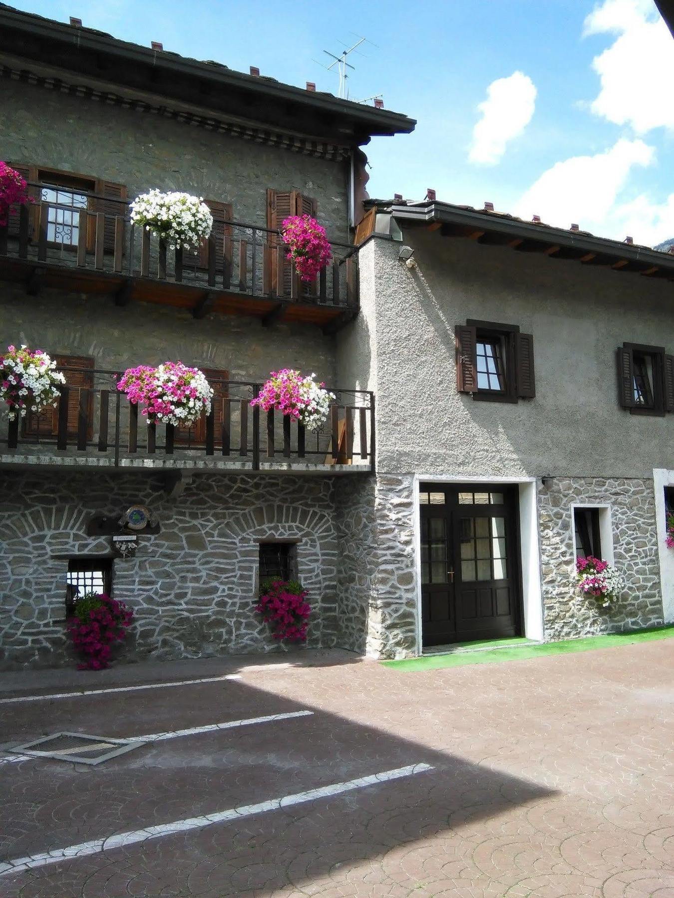 B&B La Vieille Meison De Pappa Sarre Luaran gambar