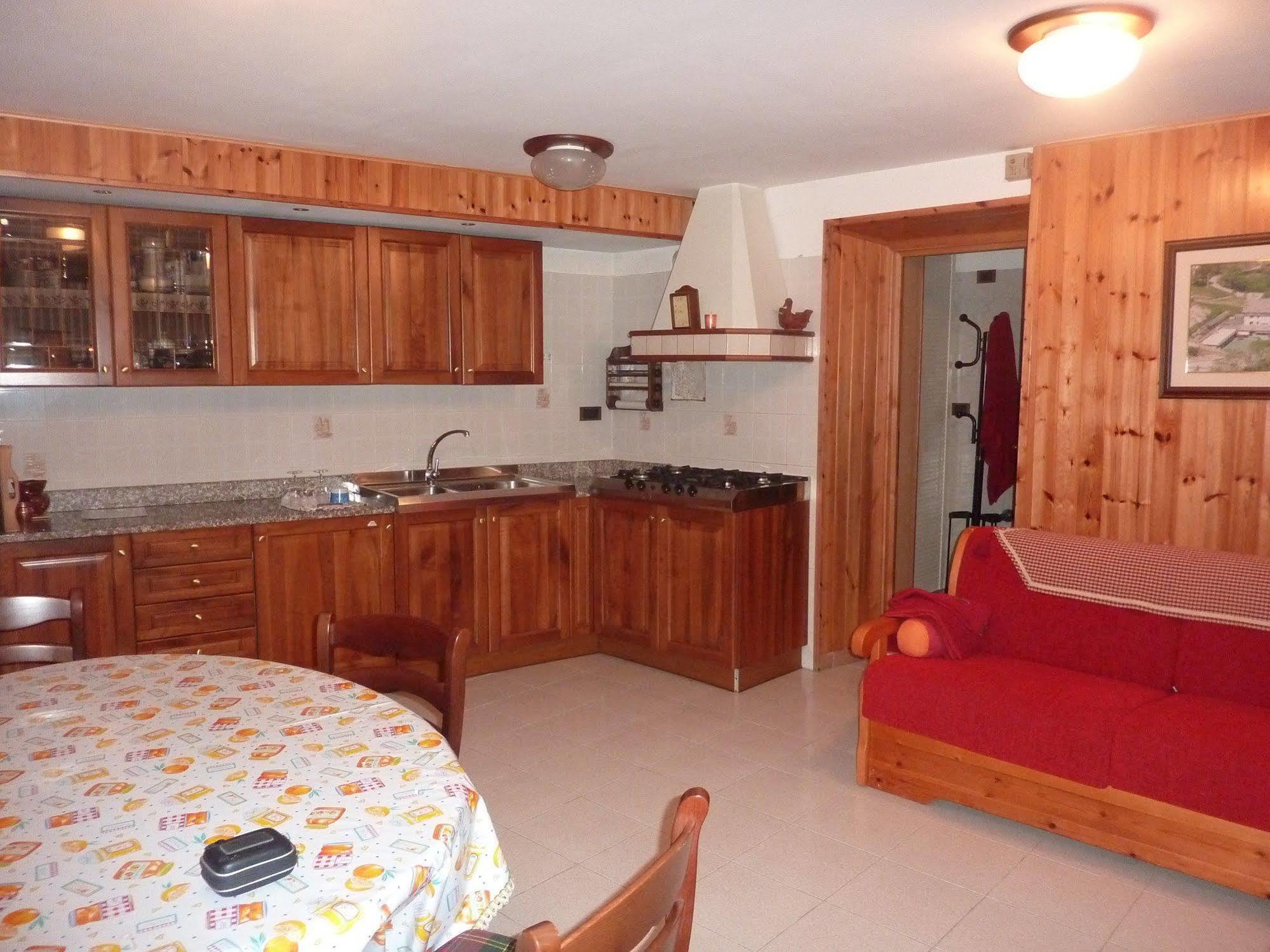 B&B La Vieille Meison De Pappa Sarre Luaran gambar